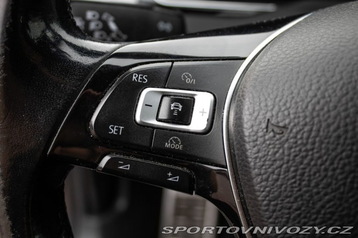 Volkswagen Ostatní modely Passat 2016