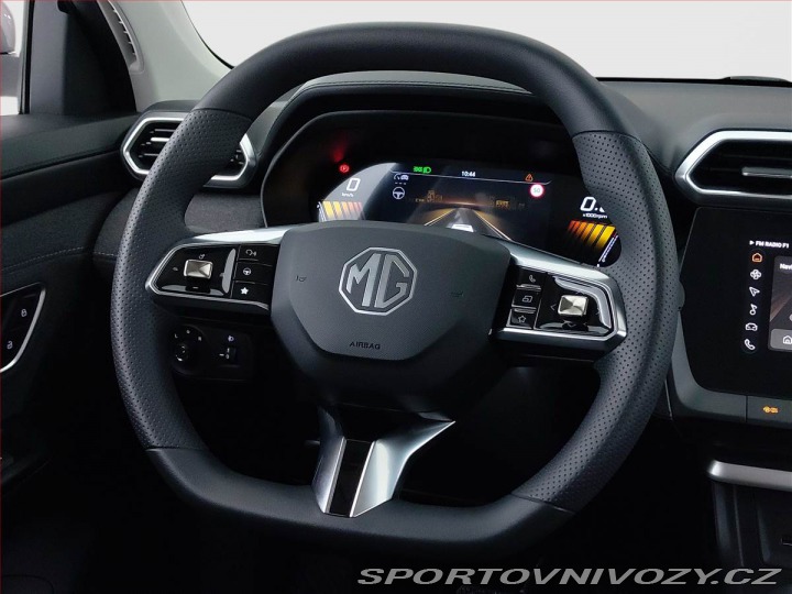 MG ZS Essential Hybrid+ 2024