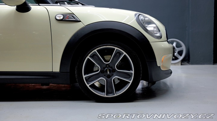 Mini Cooper S cabrio | odpočet DPH 2010