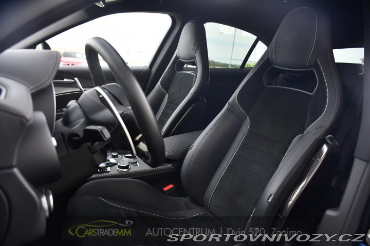 Alfa Romeo Stelvio 2.9V6 Bi-T SPARCO+AKRAPOV 2024