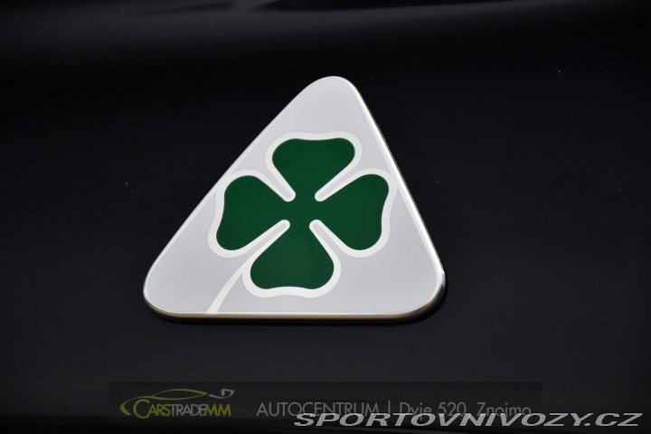 Alfa Romeo Stelvio 2.9V6 Bi-T SPARCO+AKRAPOV 2024