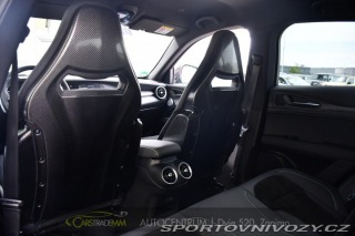 Alfa Romeo Stelvio 2.9V6 Bi-T SPARCO+AKRAPOV 2024