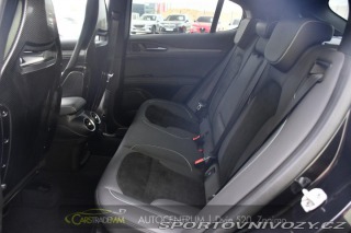 Alfa Romeo Stelvio 2.9V6 Bi-T SPARCO+AKRAPOV 2024