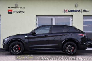 Alfa Romeo Stelvio 2.9V6 Bi-T SPARCO+AKRAPOV 2024