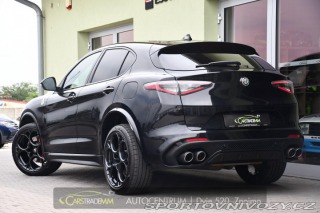 Alfa Romeo Stelvio 2.9V6 Bi-T SPARCO+AKRAPOV 2024