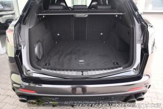Alfa Romeo Stelvio 2.9V6 Bi-T SPARCO+AKRAPOV 2024