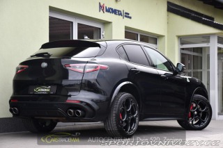 Alfa Romeo Stelvio 2.9V6 Bi-T SPARCO+AKRAPOV 2024
