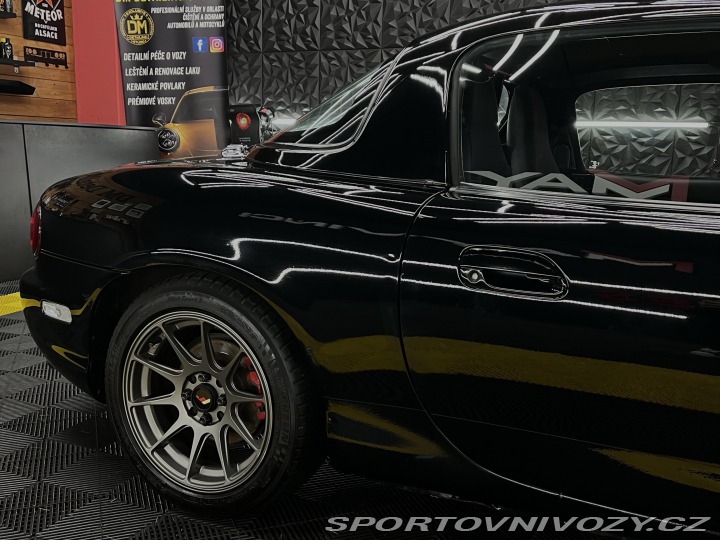 Mazda MX-5 NBFL 2005