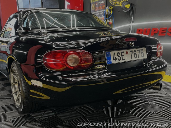 Mazda MX-5 NBFL 2005