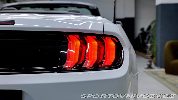 Ford Mustang Cabrio 3.7 224 kw 2015