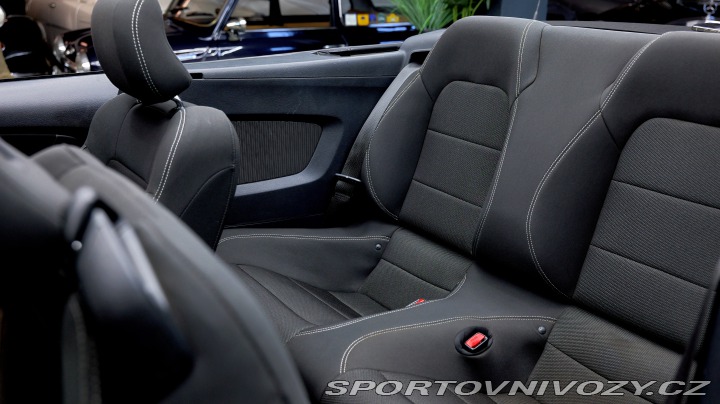 Ford Mustang Cabrio 3.7 224 kw 2015