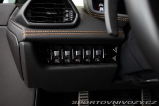Lamborghini Huracán EVO coupé /LIFT/Sensonum/ 2022
