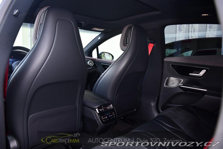 Mercedes-Benz Ostatní modely EQE 43AMG HUD 1M PANO REZERVA 2024