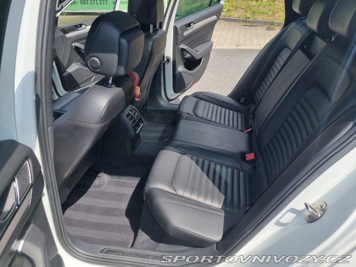 Volkswagen Ostatní modely Passat GTE 2015