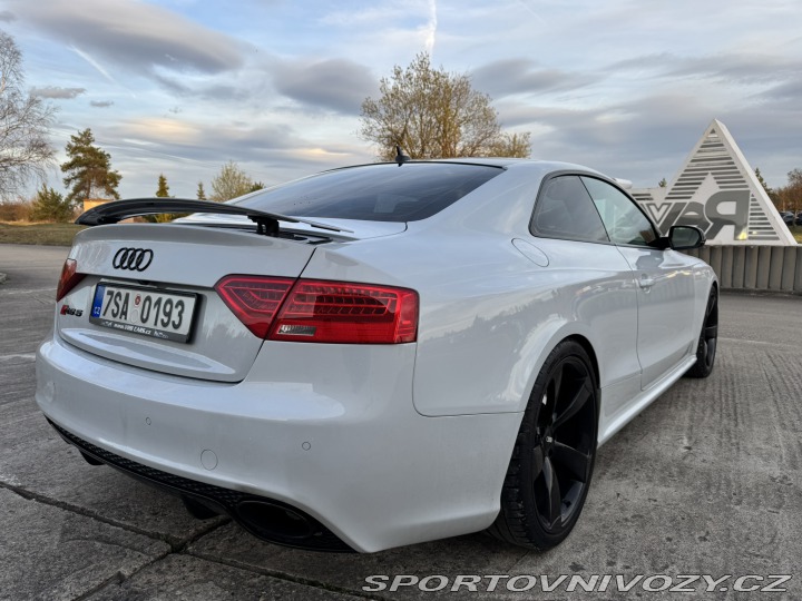 Audi RS5 4.2 V8 – GO MOTORU 2011