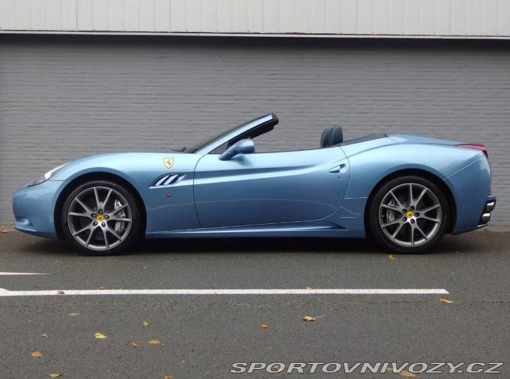 Ferrari California V8 2010