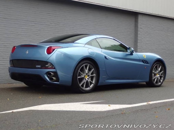 Ferrari California V8 2010