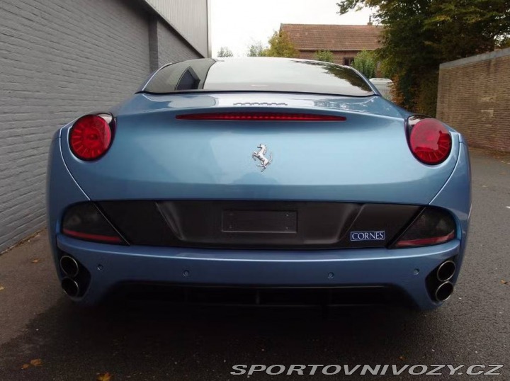 Ferrari California V8 2010