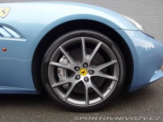 Ferrari California V8 2010