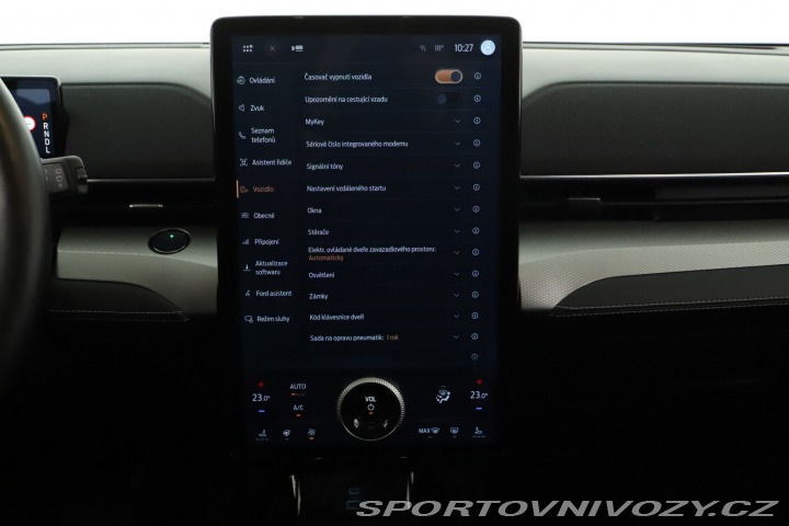 Ford Mustang Mach-E Standard Range RW 2021