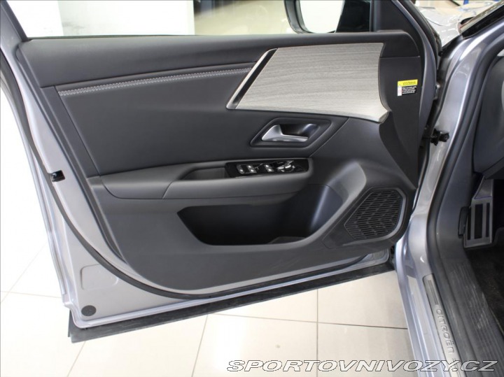Citroën Ostatní modely C5 X 1,6 PHEV 225 Shine 12 170 2024