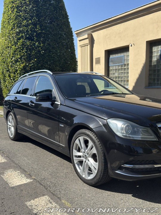 Mercedes-Benz C 2,1 W204 2011