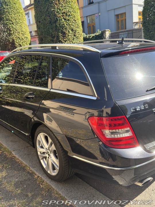 Mercedes-Benz C 2,1 W204 2011