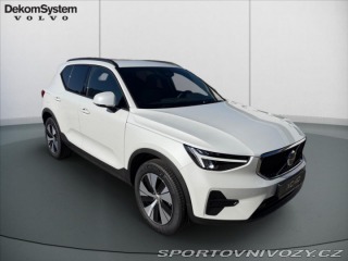 Volvo Ostatní modely XC40 2,0 XC40 B3 Core 8273 2026
