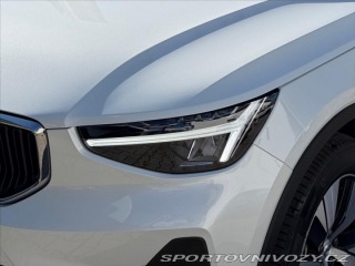 Volvo Ostatní modely XC40 2,0 XC40 B3 Core 8273 2026