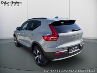 Volvo Ostatní modely XC40 2,0 XC40 B3 Core 8413 2026