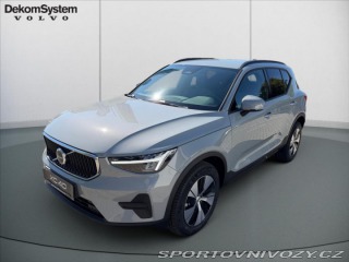 Volvo Ostatní modely XC40 2,0 XC40 B3 Core 8438 2026