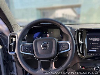 Volvo Ostatní modely XC40 2,0 XC40 B3 Core 8438 2026