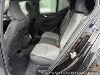 Volvo Ostatní modely XC40 2,0 XC40 B3 Core 8378 2026