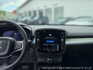 Volvo Ostatní modely XC40 2,0 XC40 B3 Core 8378 2026