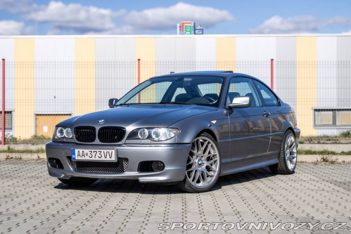 BMW 3 Coupé 330 Ci 2003 RWD 17 2003