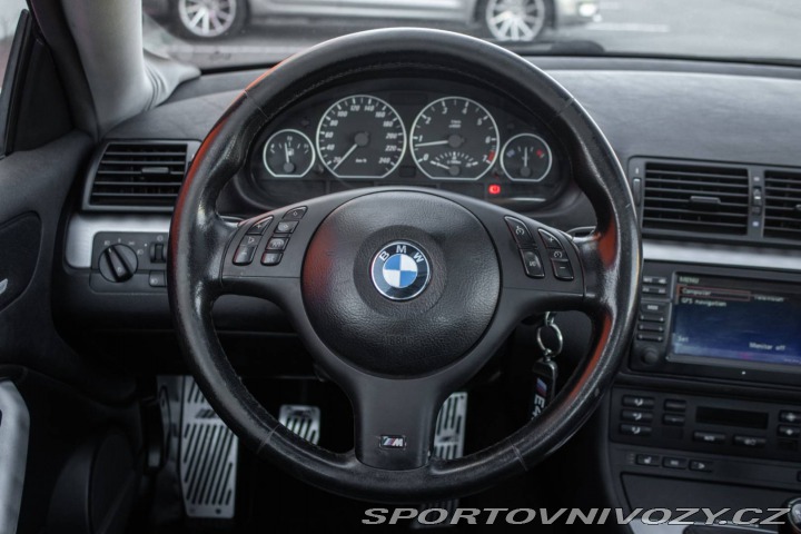 BMW 3 Coupé 330 Ci 2003 RWD 17 2003