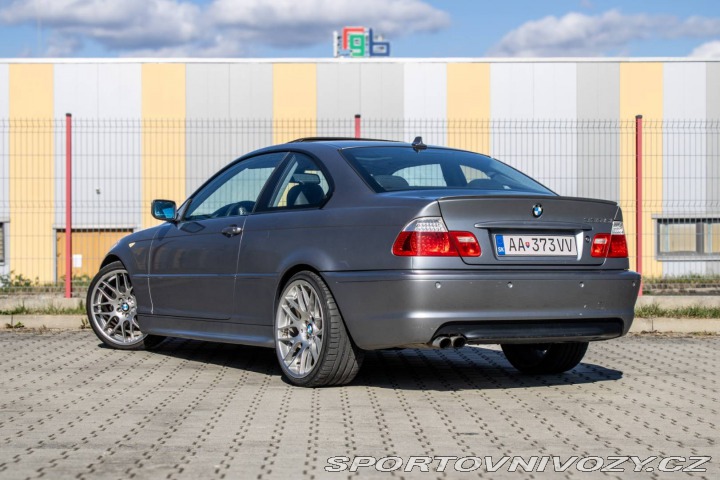 BMW 3 Coupé 330 Ci 2003 RWD 17 2003