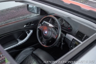 BMW 3 Coupé 330 Ci 2003 RWD 17 2003