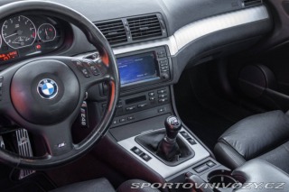 BMW 3 Coupé 330 Ci 2003 RWD 17 2003