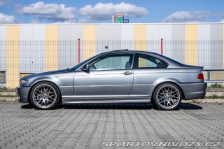BMW 3 Coupé 330 Ci 2003 RWD 17 2003