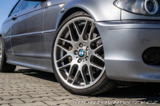 BMW 3 Coupé 330 Ci 2003 RWD 17 2003
