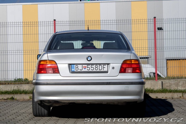 BMW 5 E39 540i / AJ NA SPLÁTKY 1999