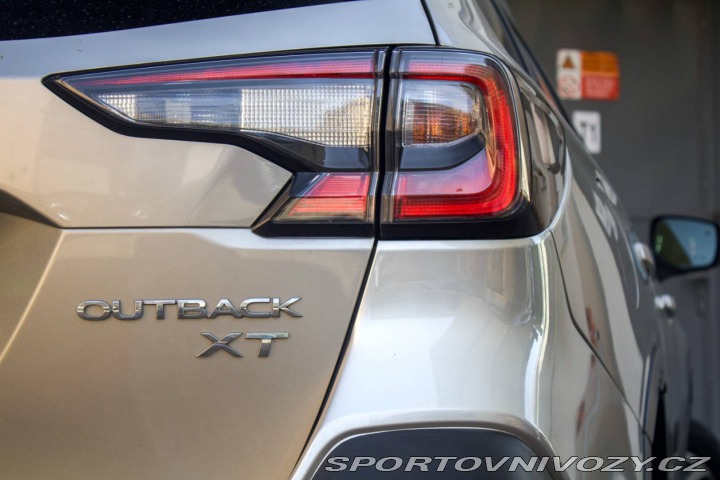 Subaru Ostatní modely Outback Limited AWD / 191kW / CV 2021