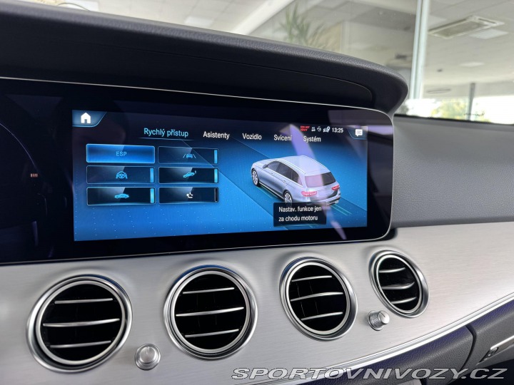 Mercedes-Benz E 300e 235kW*Webasto*REZERV 2023