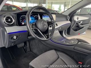 Mercedes-Benz E 300e 235kW*Webasto*Tažné* 2023