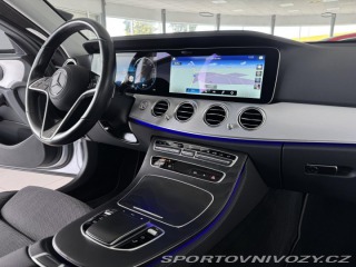 Mercedes-Benz E 300e 235kW*Webasto*Tažné* 2023