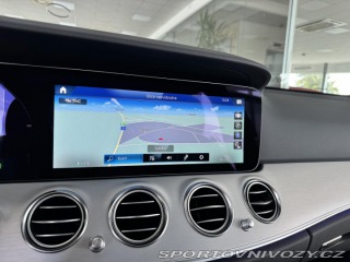 Mercedes-Benz E 300e 235kW*Webasto*Tažné* 2023