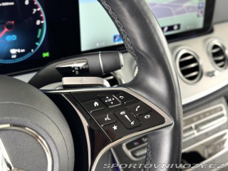 Mercedes-Benz E 300e 235kW*Webasto*Tažné* 2023