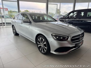 Mercedes-Benz E 300e 235kW*Webasto*Tažné* 2023