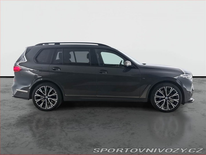 BMW X7 M50i 2022